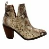 Promo 🤩 Women's Very Volatile Mumba Western Ankle Booties Beige Multi 🔥